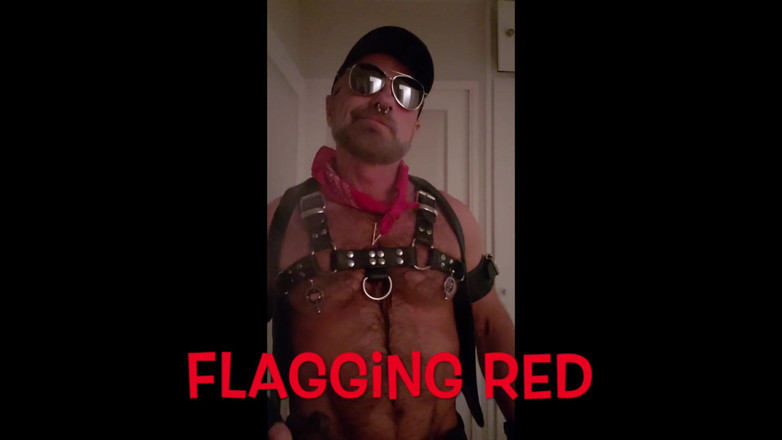 MusclesCigarsFFPig: Röd bandana