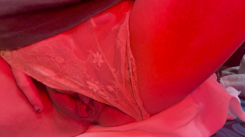 littleanda: Panties and Pussy