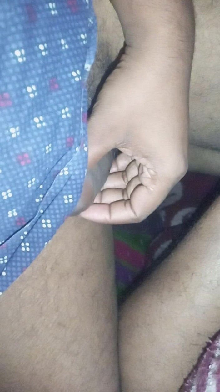 Hungry cliff: Desi lul