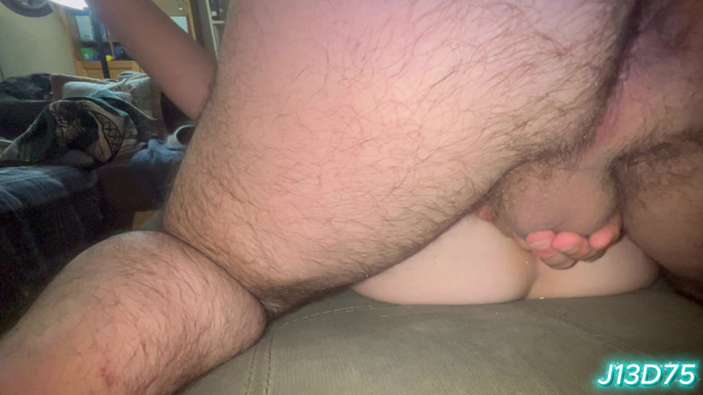 J13D75: Questa eccitante bionda sta cercando di non rimanere incinta mentre...