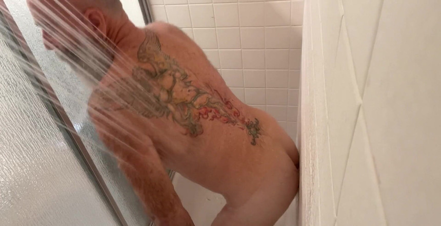 feedmedick: बाथरूम में आपके बारे में सोचना