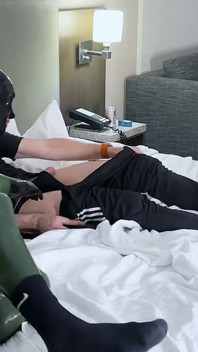 Troy Locke's Gimp Play [kolekcja hotelu]