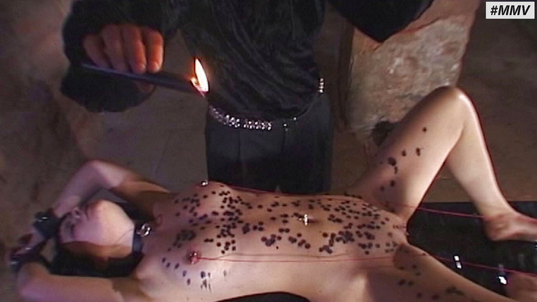 German BDSM MMV: Německá BDSM - utrpení jako otrokyně
