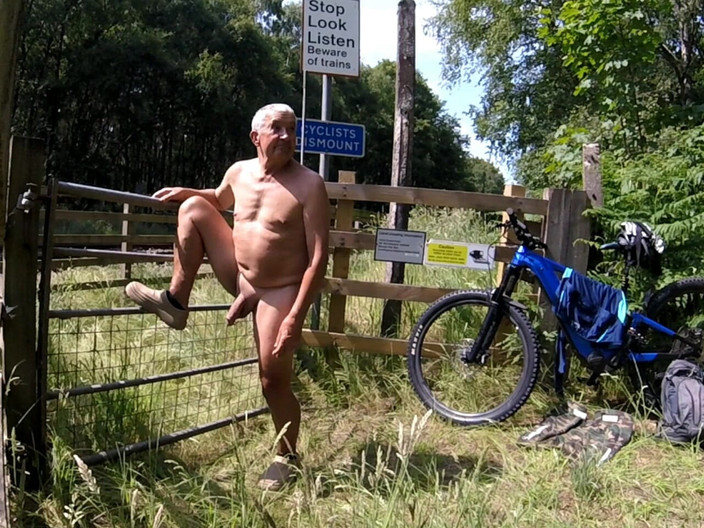 Andy: Plimbare 33 2025