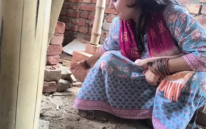 pujaprem: Women Fuck with Constructor