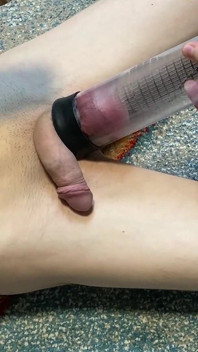 ¡Sus testículos se están hinchando por eso! Excavación dura, puño y bombeo - Dave Moon - Jennifer - Explosión (Ballbusting)