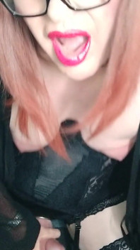 Trans Bitch Playing and Cumming