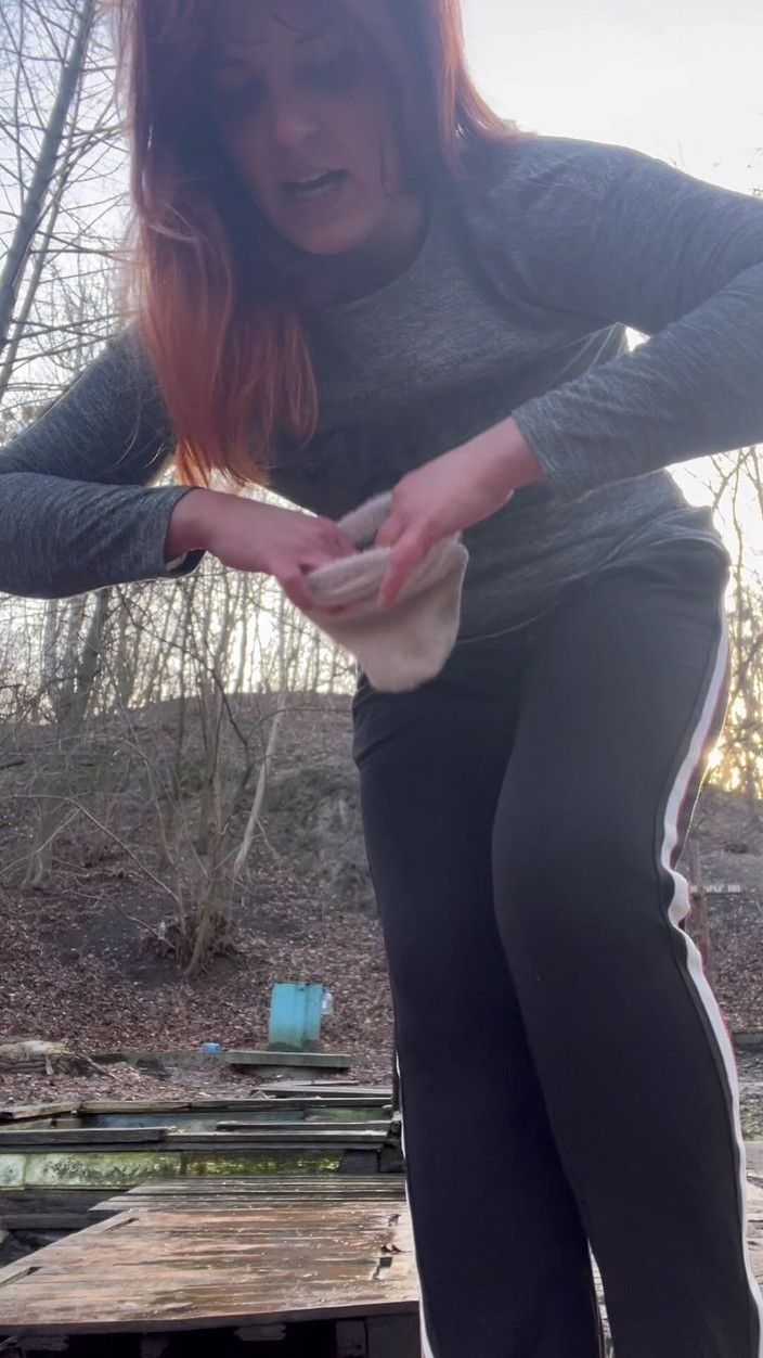 Elena917: 新年在森林里游泳