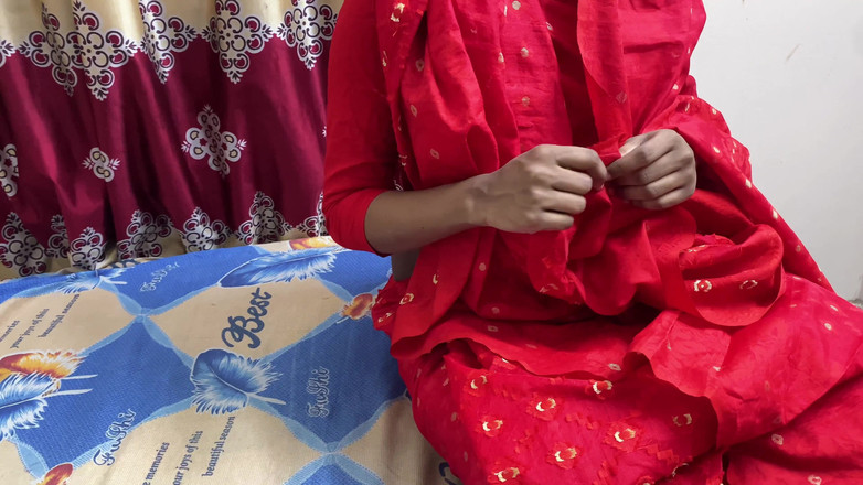 Bdsex24: मैंने अपनी सुपर सेक्सी सौतेली मम्मी को कमरे में हार्डकोर सेक्स चोदा