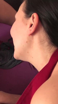 Making hairy girl squirt