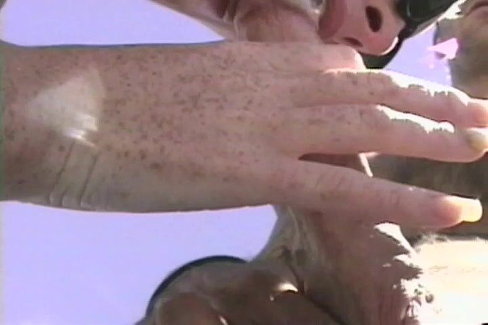 Cryptostudios: Hana spielte dildo und wurde von einem einheimischer erwischt