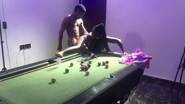 Amateur Teen Studio: 집에서 만든 아마추어 섹스