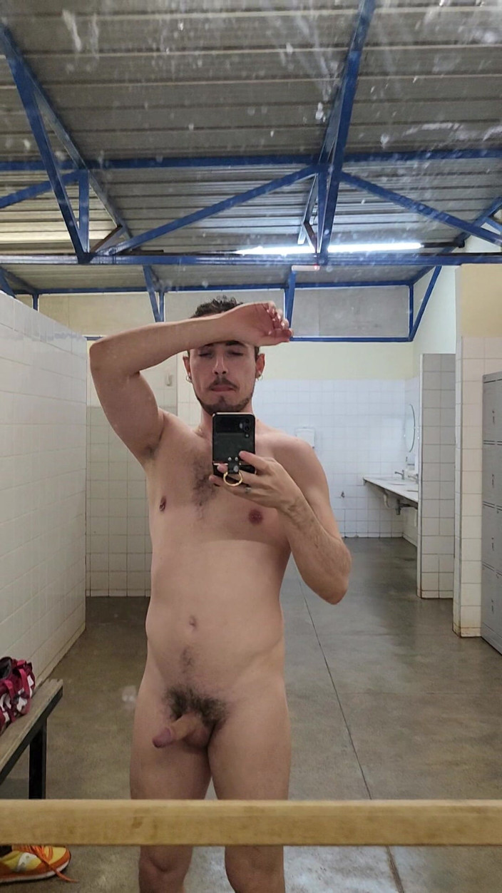 Hakam: Ich habe gelöst, zur dunklen Seite meines behaarten lochs zu...