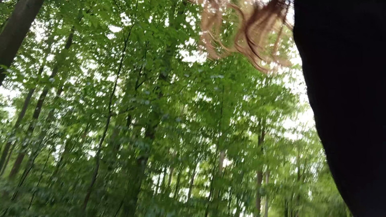 tammara big: Flattulensen Močí a Prdí Venku