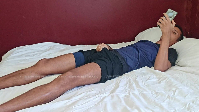 baptiste_petit: Wank on My Bed. with a Masturbator