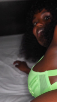 बड़ी वाली Lexi luv, Freakyt से मिलती है