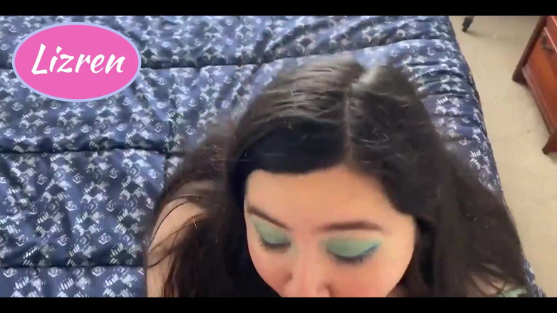 Lizren: 내 젖탱이를 채울 때까지 내 이웃을 빨아