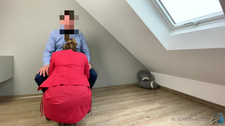 Business Bitch: Secretary cock ride with juicy creampie