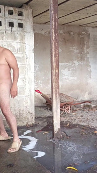 Mi Madrastra Me Descubre Mientras Se Ducha La Aire Libre Termino Follando Su Gordo Culo