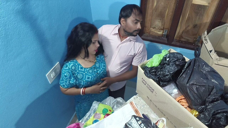 Sona bhabhi: Бенгальська гаряча бхабхі в таємному романтичному сексі зі своїм неслухняним деваром у кімнаті магазину