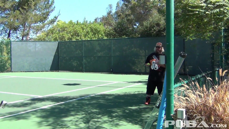 PUBA: Hot babes on the tennis court