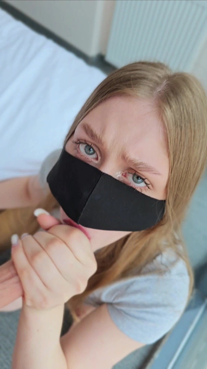 badguy: 把男人带到了明亮的高潮，他射在我脸上