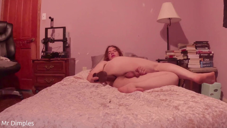 Mr Dimples: Latihan dubur dengan dildo kote hitam besar saya!