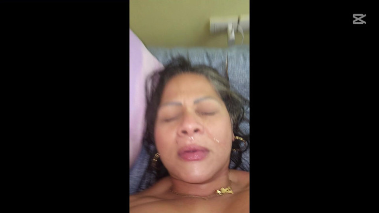 LicenciadaAnn: Šukám svou nevlastní matku, zatímco můj nevlastní otec není tady