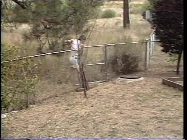 Fuck me Hard: 아침 식사 전에 잘생긴 친구를 따먹은 Fairehaired Beauty Barbii