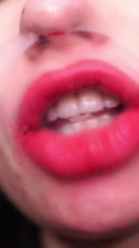 Rayuan lipstik merah