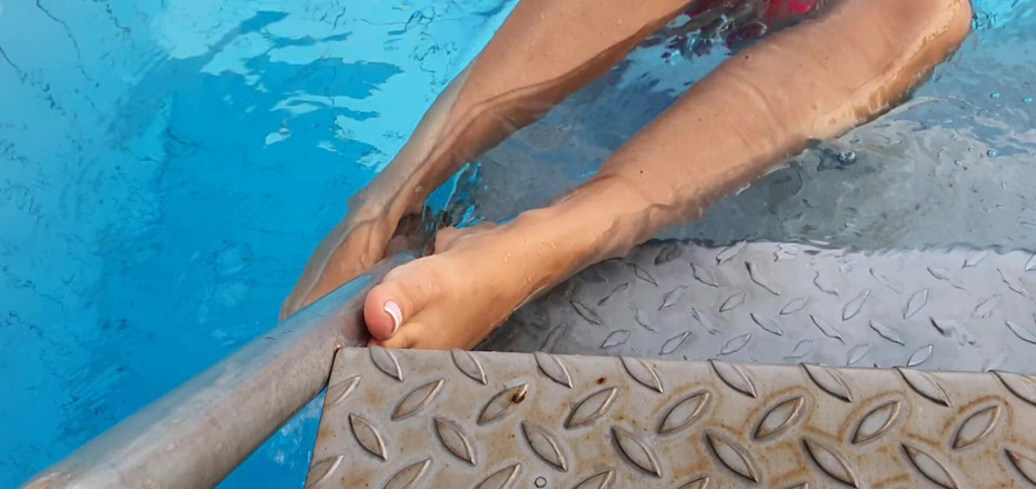 Fetish intimmedia: Nice pedicure play
