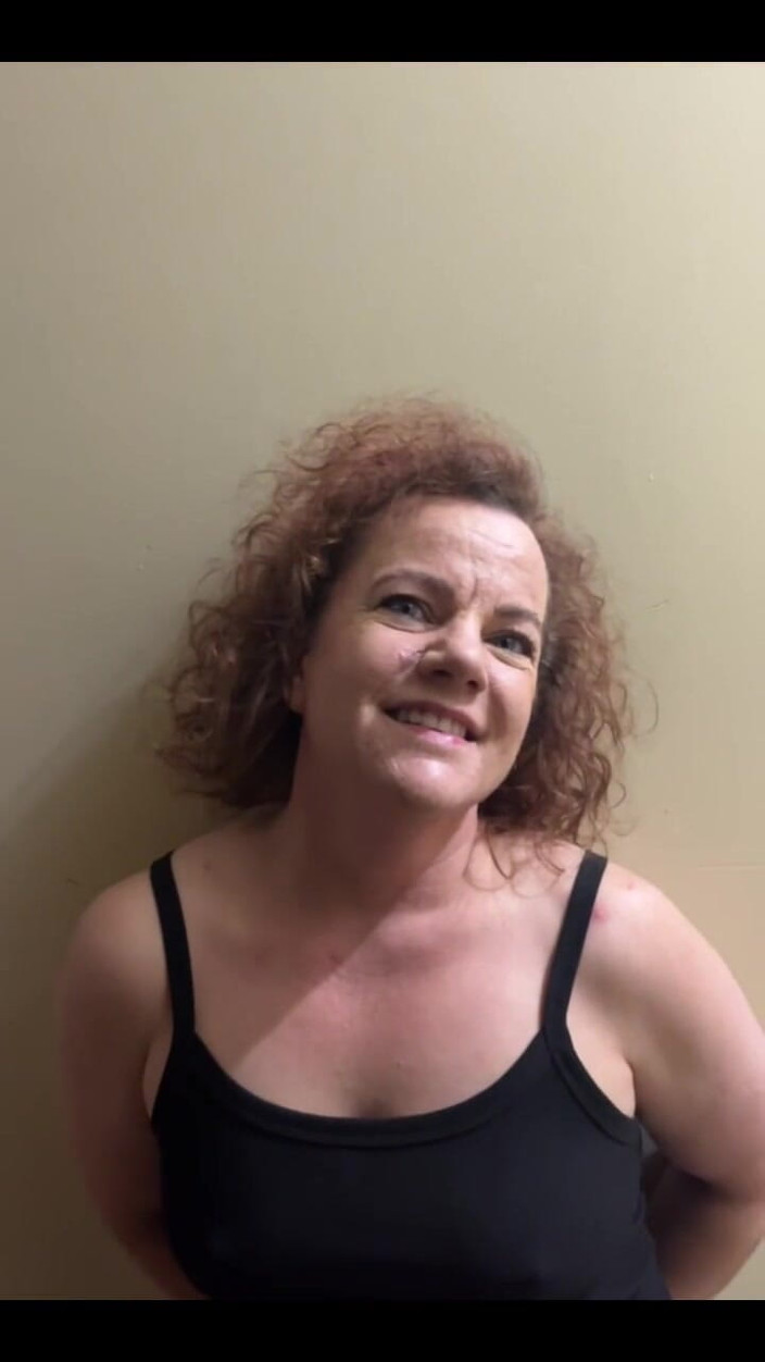 Ms Amanda: 그냥 비디오