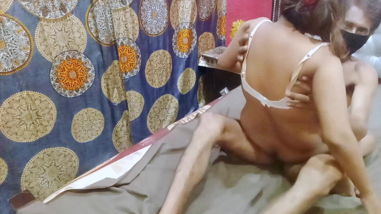 MehwishButt: Devar ny indiano desi bhabhi ko nanga Dekh k lund...