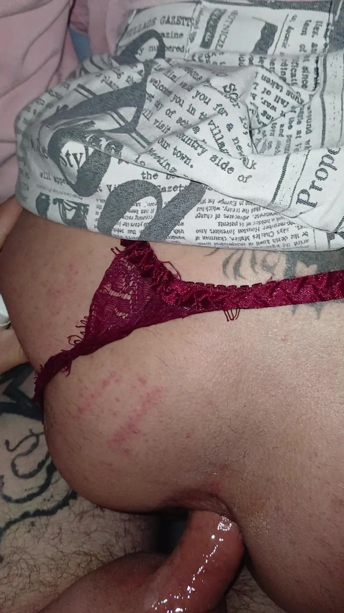 Vikingoazul: Ladyboy sedang mencari saya untuk bercinta dengannya dengan kuat dan...