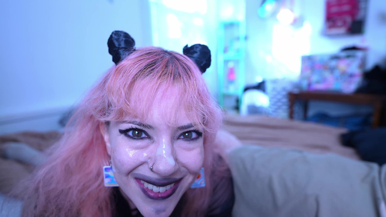 lilredvelvettt: Demon Stepsis Cucks Your GF
