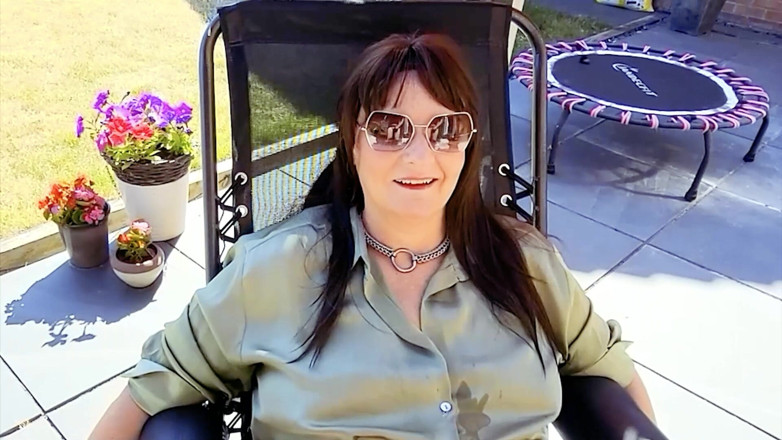 ithastopeefun: Piss Fun on the Sun-lounger