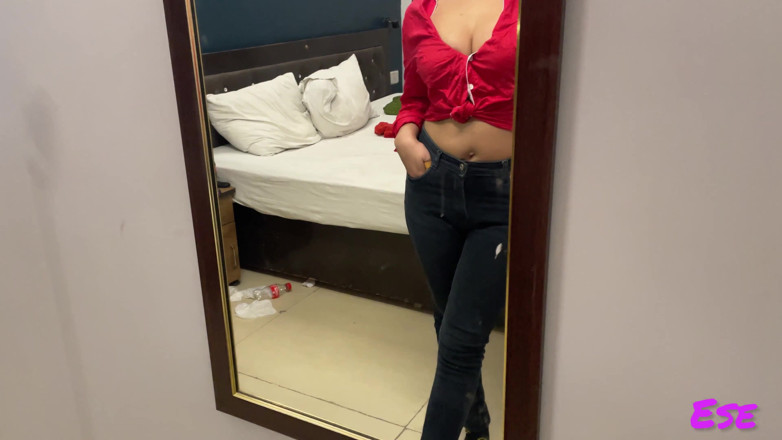 Sammy Sins: 操我的荡妇继妹