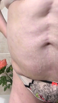 Horny Mature BBW Debutant Arci Is Taking a Bath