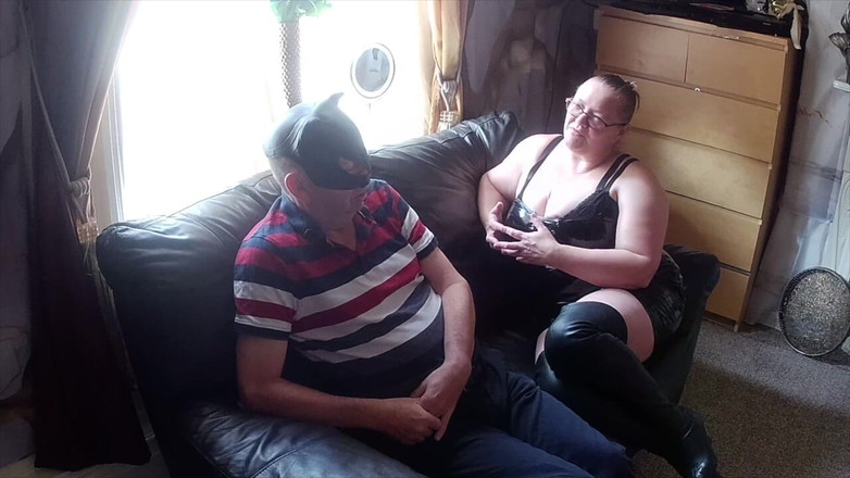 Aaexperiencesltd: 1부 - 도미나 사타나 인터뷰 노예 앤드류 &amp; Sissifying