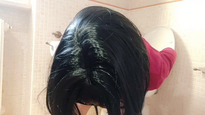 savannahamatoriale: Trên Wc với mẹ kế của bạn