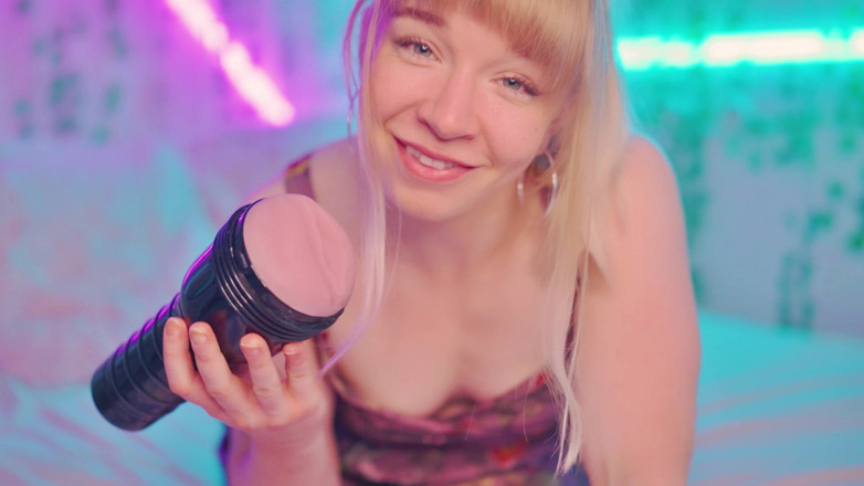 Jolie Lyon: Stiefmutter hat dir ein neues fleshlight bekommen
