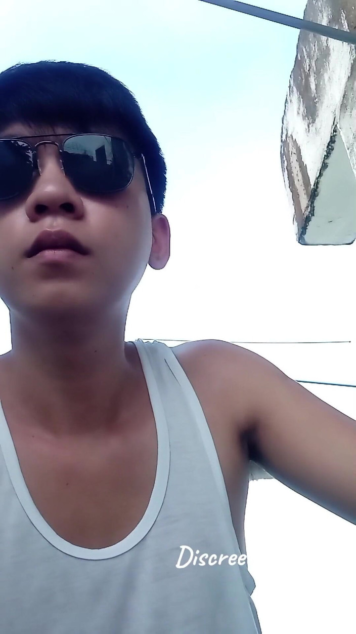 Troye_AsianPinoy: Awek Asia dengan zakar besar Veiny memancut dua kali di...