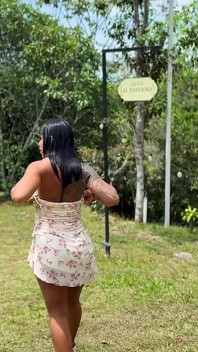 Colombian Fitness Amazon Sayafit Veut Baiser Dans La Nature - Brian Evansx