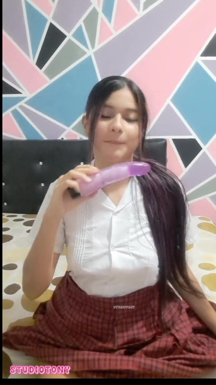 Yuli and tony: La figlia del regista mi fa un videochiamata parte 1