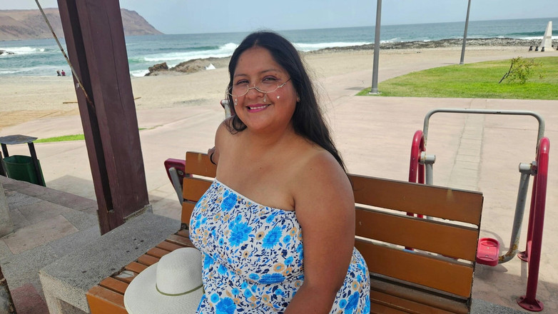 Latin Rain: Пляж и глотание спермы