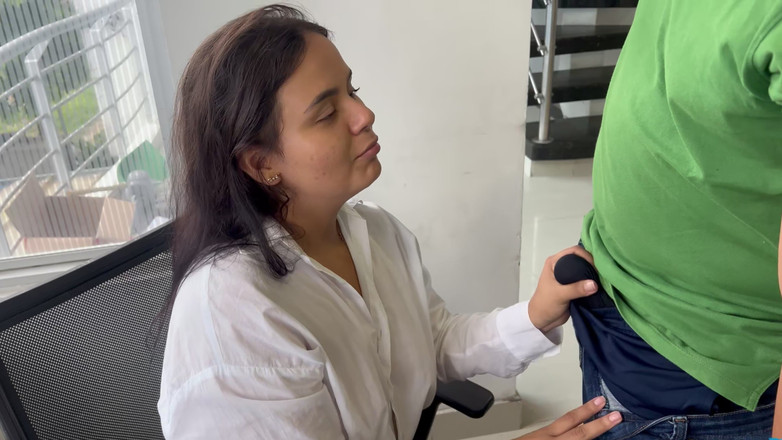 Pronoia Mey: Я жорстко трахаю вчительку англійської під час уроків