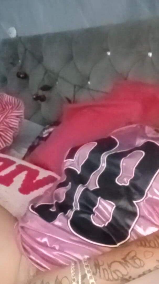 Kitty James: Pink Wet Look with Fisting Toy