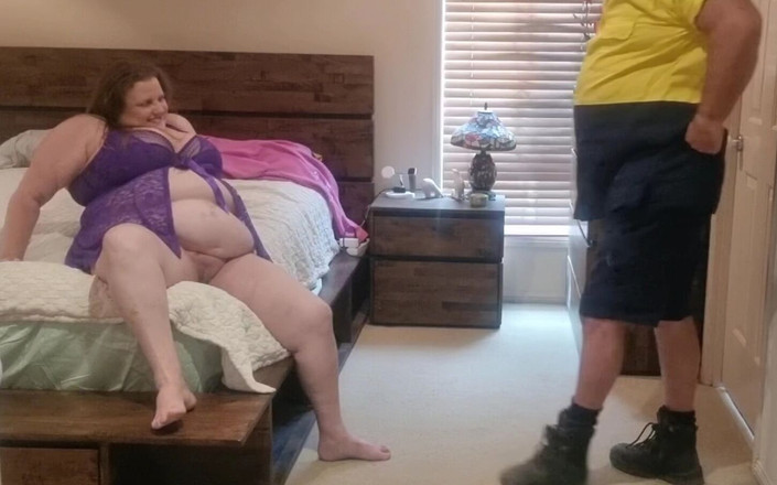 WeAreFukBunnies: Un lapin baise le livreur