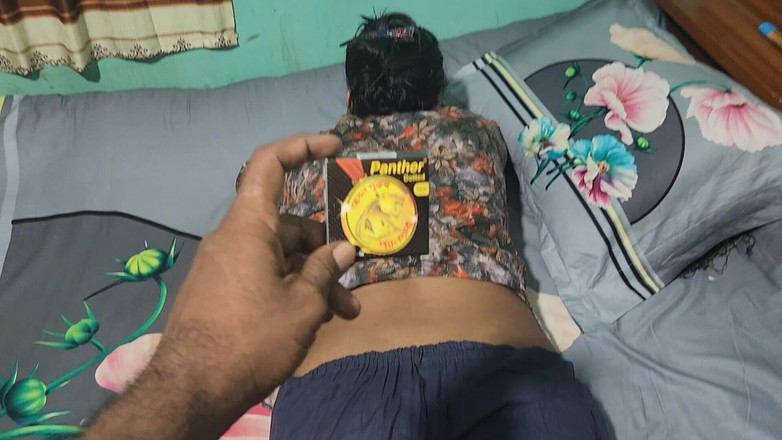 Banglavabi: 孟加拉 Vabi 和她的男朋友