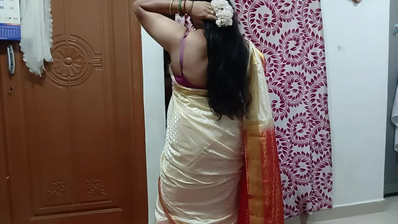 Muruga: 남편과 섹스하는 인도 아줌마